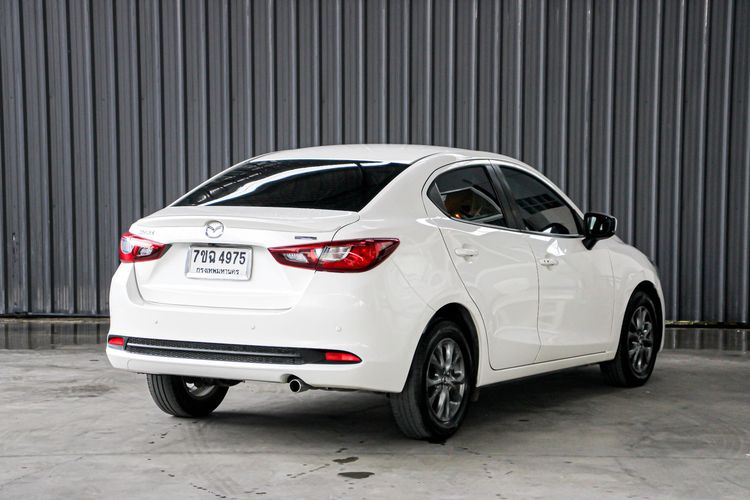 Mazda Mazda 2 2025 1.3 Skyactiv-G S Sedan Sedan เบนซิน ไม่ติดแก๊ส เกียร์อัตโนมัติ ขาว รูปที่ 4