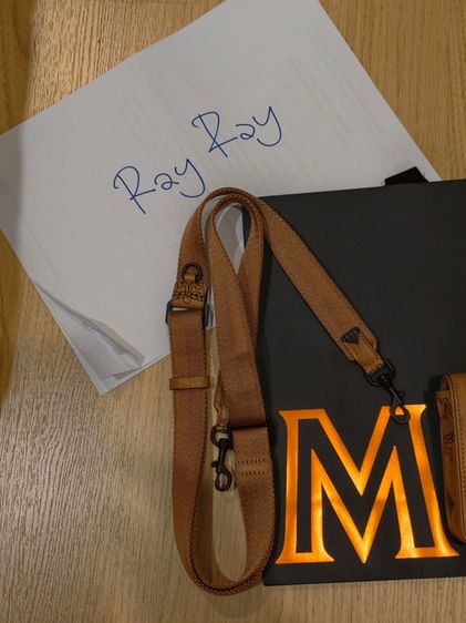Used  MCM Aren Maxi MN VIEW Lanyard Fit Coใช้ครั้งเดียว รูปที่ 4