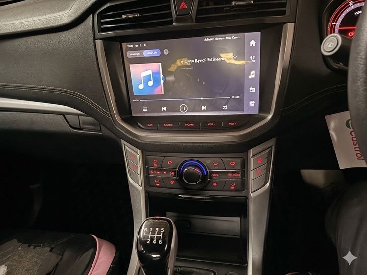 MG Extender 2020 2.0 Grand D Pickup ดีเซล ไม่ติดแก๊ส เกียร์ธรรมดา ดำ รูปที่ 4