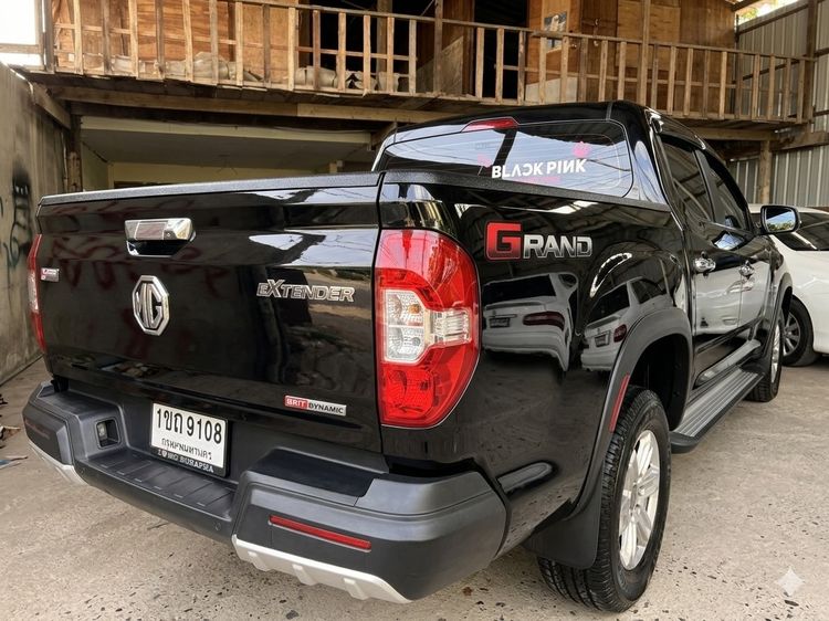รถ MG Extender 2.0 Grand D สี ดำ