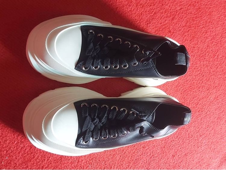 รองเท้า Alexander McQueen แท้ ไซส์ 41