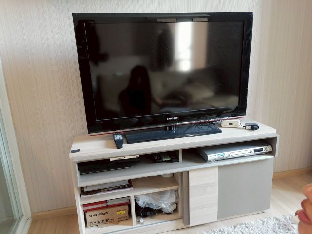 ขาย TV. Samsung 42" ธรรมดา สภาพใหม่มาก