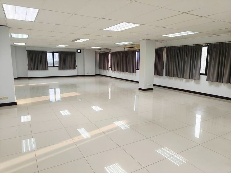 สำนักงานให้เช่า อาคารพีเอวี ลาดพร้าว 42 รูปที่ 4