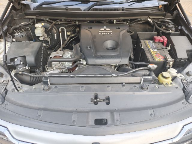 รถ Mitsubishi Pajero Sport 2.4 GT Premium สี เทา