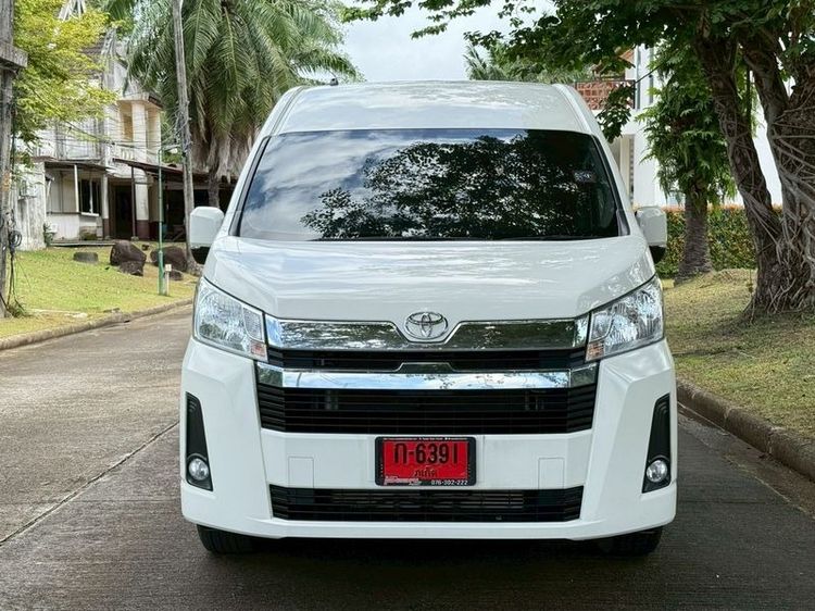 Toyota Commuter 2024 2.8 Van ดีเซล เกียร์อัตโนมัติ ขาว รูปที่ 2