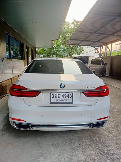 BMW Series 7 2016 740Le Sedan ปลั๊กอินไฮบริด (PHEV) ไม่ติดแก๊ส เกียร์อัตโนมัติ ขาว รูปที่ 2