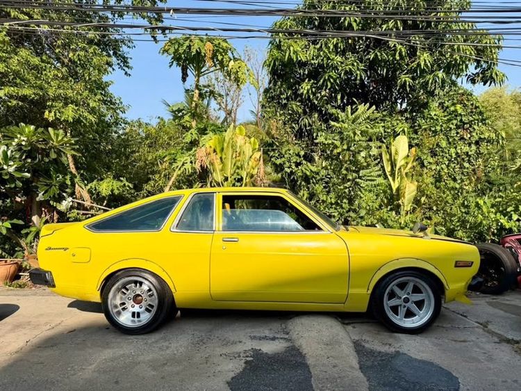 Nissan Datsuns 1979 รุ่นย่อยอื่นๆ Sedan เบนซิน ไม่ติดแก๊ส เกียร์ธรรมดา เหลือง รูปที่ 3