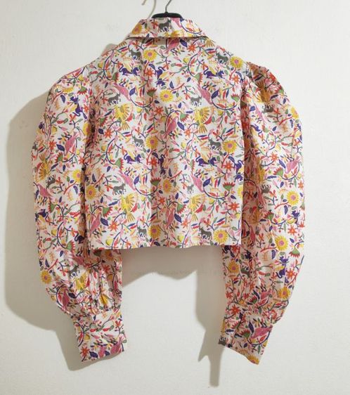 เสื้อเชิ้ตแขนพองทรงครอป รูปที่ 6
