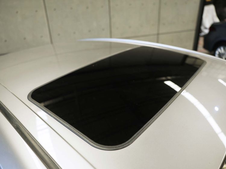 Toyota Camry 2022 2.5 HEV Premium Sedan ไฮบริด ไม่ติดแก๊ส เกียร์อัตโนมัติ เทา รูปที่ 3