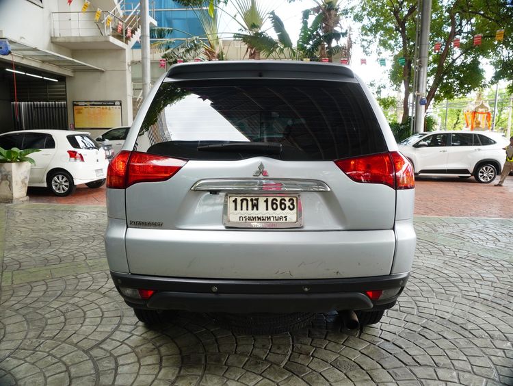 Mitsubishi Pajero Sport 2012 2.5 GT Utility-car ดีเซล ไม่ติดแก๊ส เกียร์อัตโนมัติ เทา รูปที่ 4