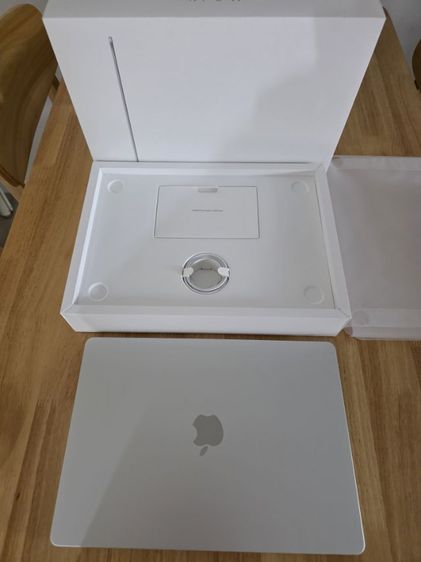Macbook Air 15-inch M4 สี Silver 256GB รูปที่ 16