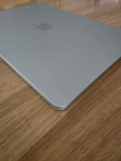 Macbook Air 15-inch M4 สี Silver 256GB รูปที่ 4