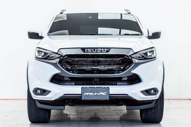Isuzu MU-X 2023 1.9 ULTIMATE 2WD Utility-car ดีเซล ไม่ติดแก๊ส เกียร์อัตโนมัติ ขาว รูปที่ 4