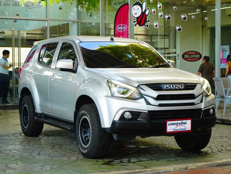 รถ Isuzu MU-X 1.9 Active 2WD สี เทา
