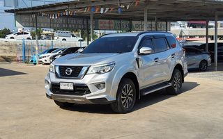 Nissan  TERRA 2.3 VL  ปี 19 ตัวท็อป เกียร์ออโต้ 