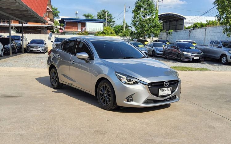 Mazda Mazda 2 2018 1.3 High Plus Sedan เบนซิน ไม่ติดแก๊ส เกียร์อัตโนมัติ เทา รูปที่ 3