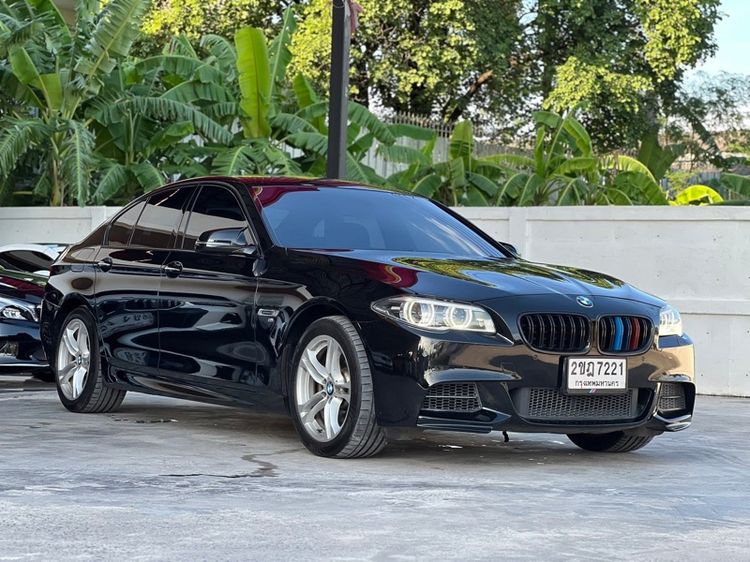 รถ BMW Series 5 525i สี ดำ