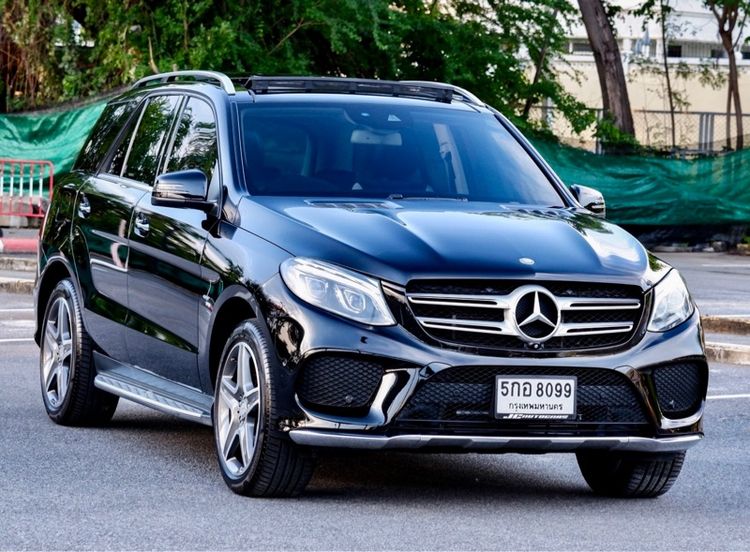 รถ Mercedes-Benz GLE-Class GLE500 สี ดำ