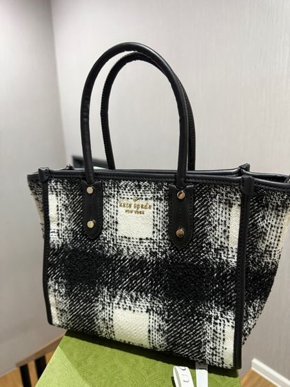 กระเป๋า Kate Spade New York รุ่น Ella Small Tote สี Black