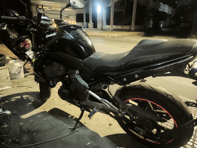 er6n ปี 2011  เล่มเขียวมี พรบครบ ภาษีไม่ขาด รูปที่ 3