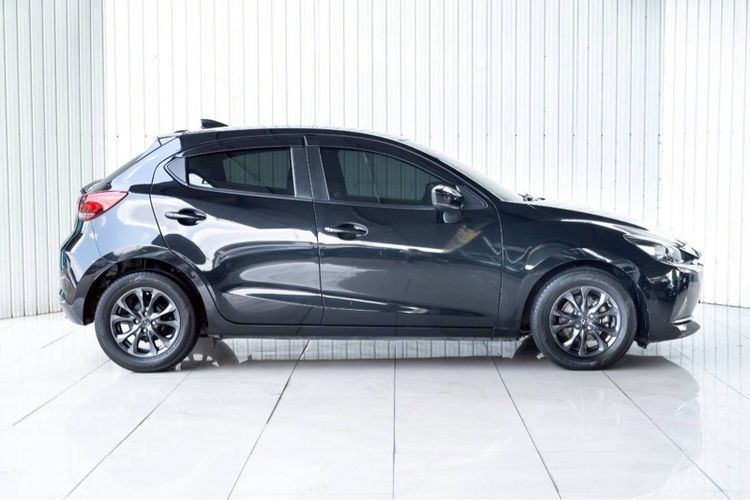 Mazda Mazda 2 2022 1.3 Skyactiv-G S Leather Sports Sedan เบนซิน ไม่ติดแก๊ส เกียร์อัตโนมัติ ดำ รูปที่ 4