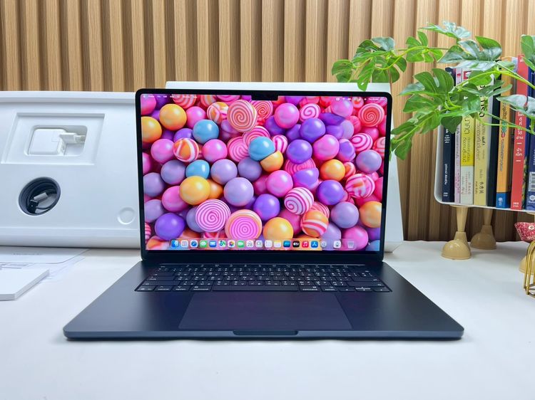MacBook Air 15-inch M4 2025 Ram16GB SSD1TB Midnight apple care 14 May 2027