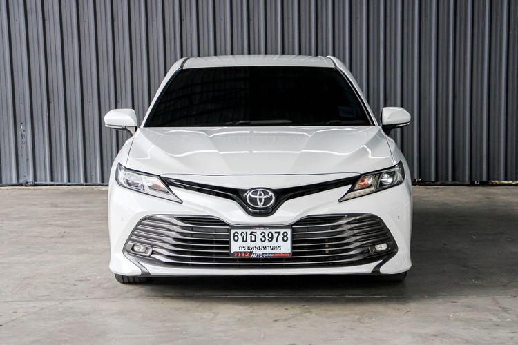 Toyota Camry 2018 2.0 G Sedan เบนซิน ไม่ติดแก๊ส เกียร์อัตโนมัติ ขาว รูปที่ 2
