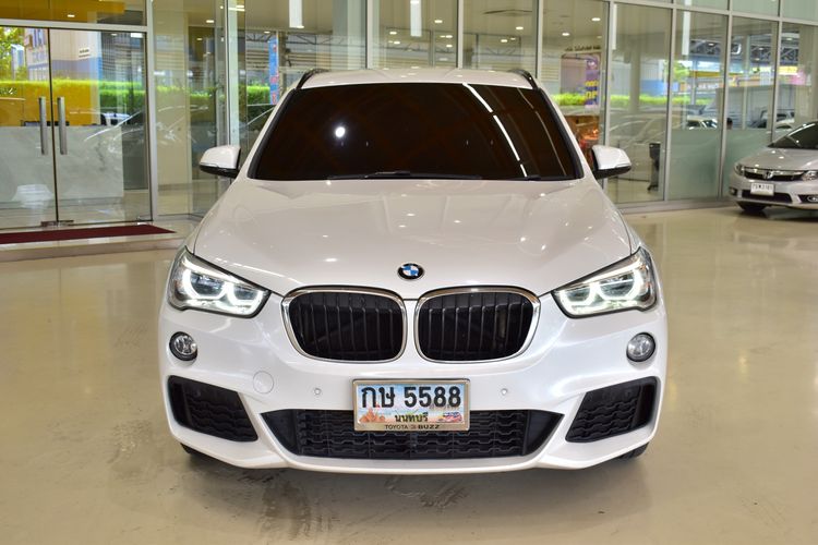 รถ BMW X1 2.0 sDrive20d M Sport สี ขาว