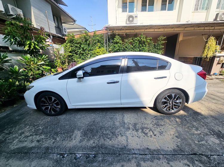 Honda Civic 2014 1.8 E i-VTEC Sedan เบนซิน ไม่ติดแก๊ส เกียร์อัตโนมัติ ขาว รูปที่ 2