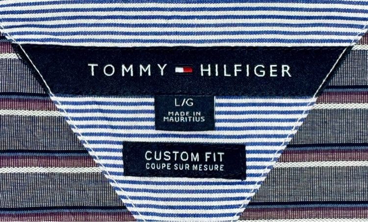 ⚠️ของใหม่▪️รุ่นใหม่‼️เสื้อเชิ้ต TOMMY HILFIGER ของแท้ แบบและทรงสวย  รูปที่ 2