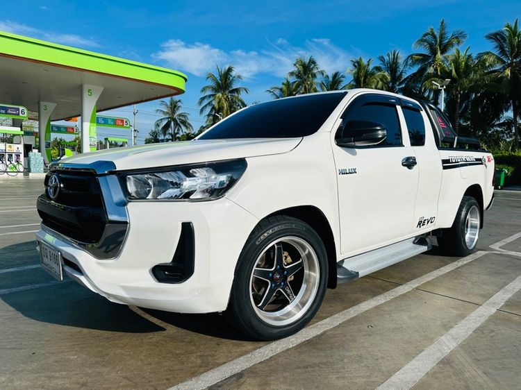 รถ Toyota Hilux Revo 2.4 Z Edition Entry สี ขาว