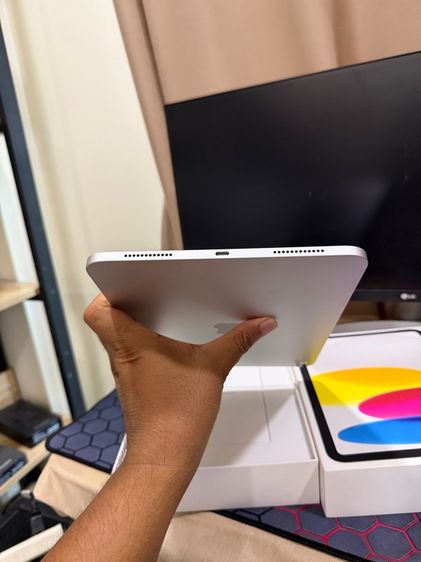iPhone Gen 11 128GB Wi-Fi Sliver สภาพหล่อๆ แบต 100 มี ปกศ. ทำงานเล่นเกมสบายมาก สอบถามได้คัฟ รูปที่ 12