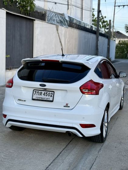 Ford Focus 2017 1.5 Sport Sedan เบนซิน ไม่ติดแก๊ส เกียร์อัตโนมัติ ขาว รูปที่ 3