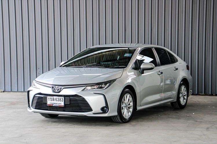 รถ Toyota Altis 1.6 G สี เทา