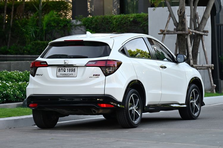 Honda HR-V 2019 1.8 RS Utility-car เบนซิน ไม่ติดแก๊ส เกียร์อัตโนมัติ ขาว รูปที่ 4