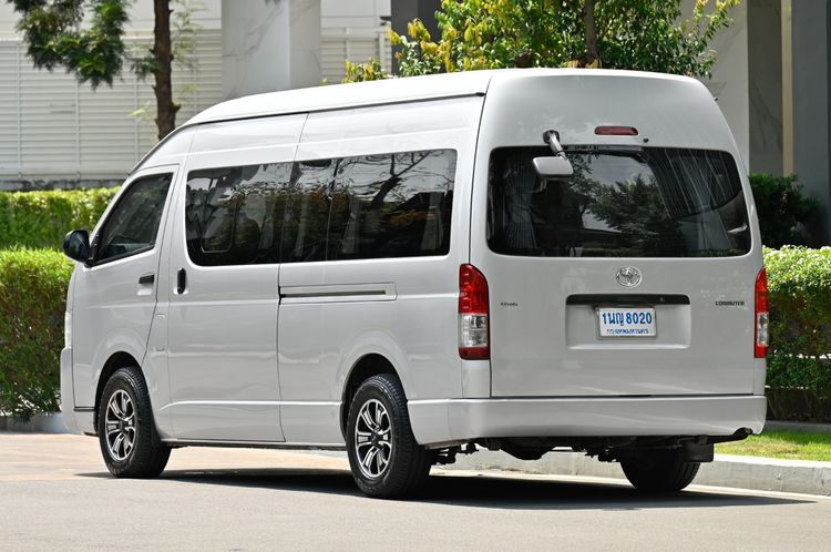 Toyota Commuter 2017 3.0 Van ดีเซล ไม่ติดแก๊ส เกียร์ธรรมดา บรอนซ์เงิน รูปที่ 3
