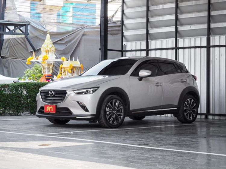 รถ Mazda CX-3 2.0 Comfort สี น้ำตาล
