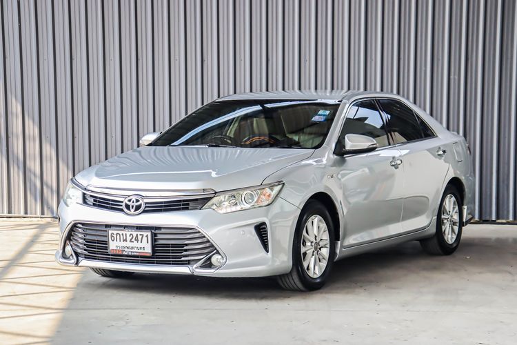 Toyota Camry 2017 2.0 G Sedan เบนซิน ไม่ติดแก๊ส เกียร์อัตโนมัติ บรอนซ์เงิน