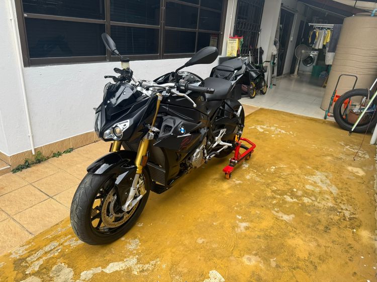 ขายดาวน์  20,000  BMW S1000R รถปี 2022 เลขไมค์ 4700 (มือเดียวจากศูนย์) รูปที่ 8