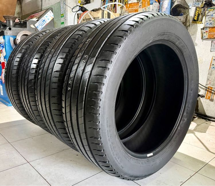 MICHELIN 235 55 19 ปี23 ชุดละ3900 รูปที่ 4