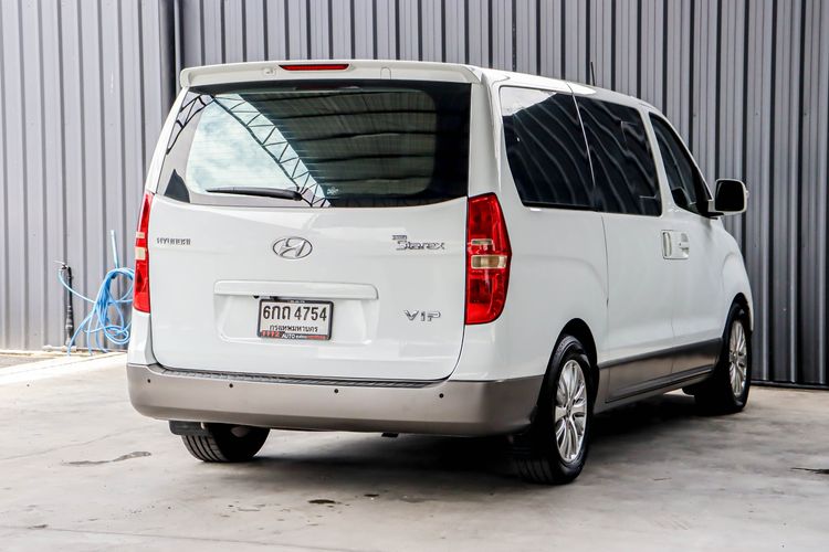 Hyundai Grand Starex 2011 2.5 VIP Van ดีเซล ไม่ติดแก๊ส เกียร์อัตโนมัติ ขาว รูปที่ 4