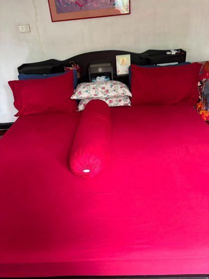 Urgent King Size Bed and Mattress - Excellent Condition, Bargain Price รูปที่ 5