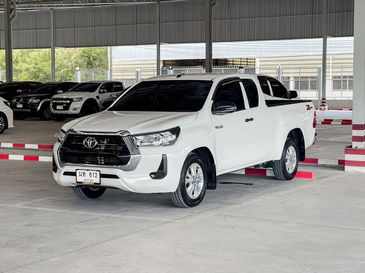 Toyota Hilux Revo 2022 Smart Cab 2.4 Entry Z Edition Pickup ดีเซล ไม่ติดแก๊ส เกียร์อัตโนมัติ ขาว