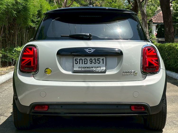 Mini Hatch Cooper 2022 SE Sedan ไฟฟ้า ไม่ติดแก๊ส เกียร์อัตโนมัติ ขาว รูปที่ 4