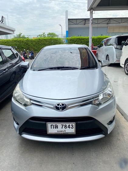 รถ Toyota Vios 1.5 E สี เทา