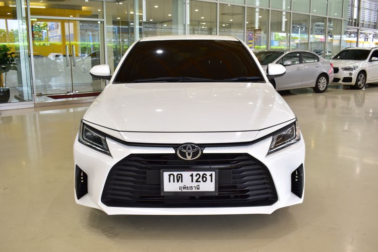 Toyota Yaris ATIV 2023 1.2 Sport Sedan เบนซิน ไม่ติดแก๊ส เกียร์อัตโนมัติ ขาว รูปที่ 3