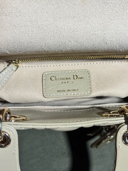 Lady Dior Somm ไซส์ 7 x8 นื้วปี 2010  รูปที่ 7