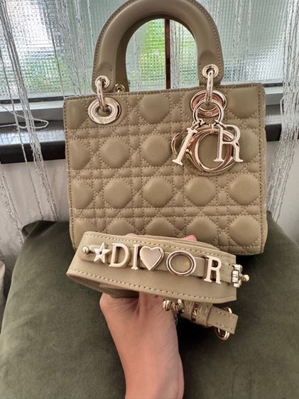 Lady Dior Somm ไซส์ 7 x8 นื้วปี 2010 