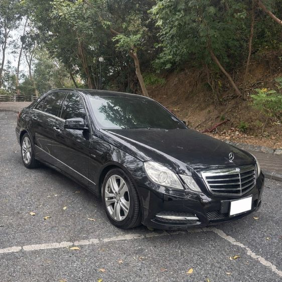 รถ Mercedes-Benz E-Class E250 CGI สี ดำ