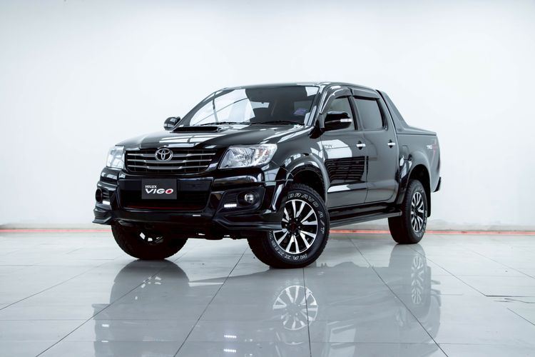 รถ Toyota Hilux Vigo 2.5 Double Cab E Prerunner สี ดำ